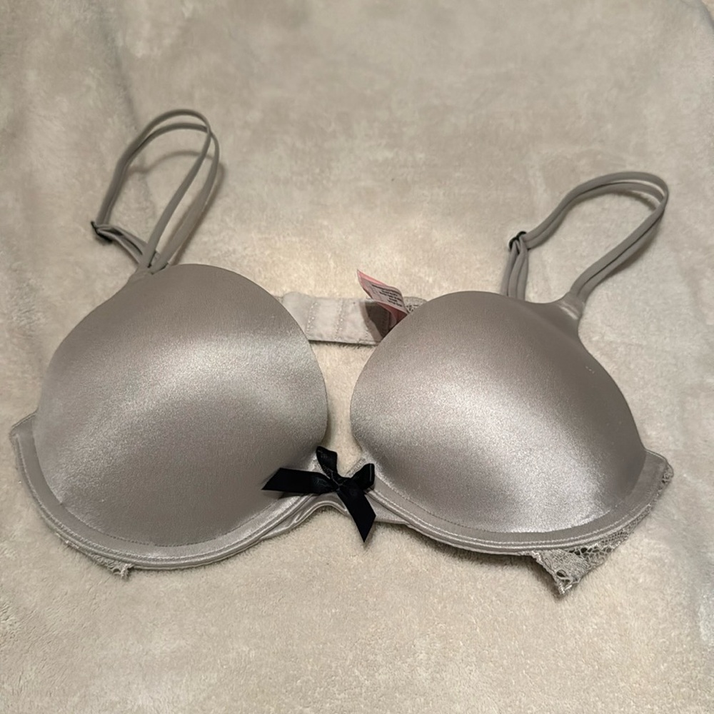 Victoria’s Secret Very Sexy Bra - Gray 34B